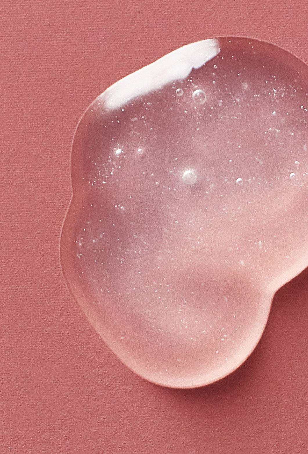 Rosacea Skincare: The Best Soothing Ingredients to Calm Redness