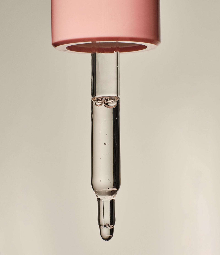 Daily Splash Hydrating Serum dropper