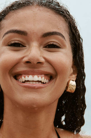 Common Causes of Oily Skin